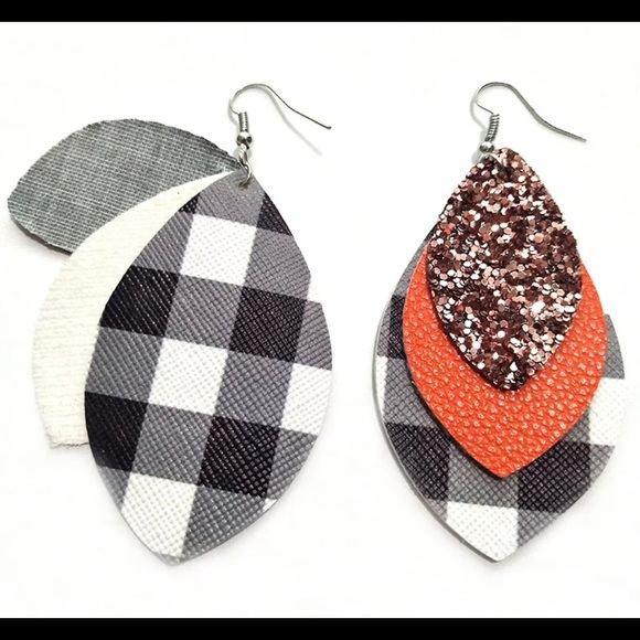 Glitter Buffalo Plaid Triple Layered Earrings - Picture 2 of 4